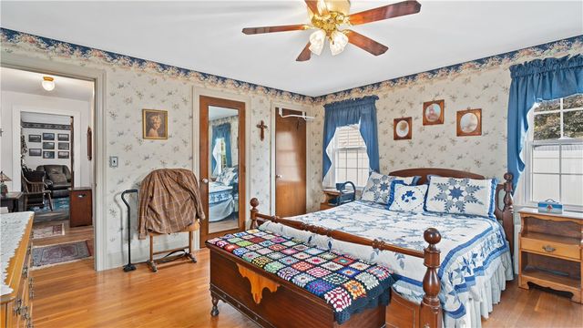 14 Barnes Street, Smithfield, RI 02828