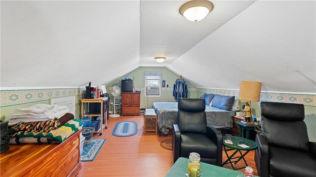 14 Barnes Street, Smithfield, RI 02828