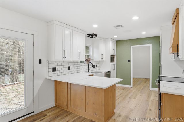 559 E 4th Street, Durant, OK 74701