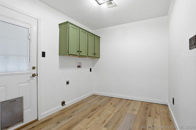 559 E 4th Street, Durant, OK 74701