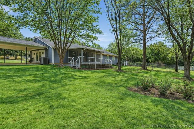 559 E 4th Street, Durant, OK 74701