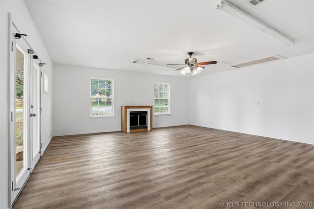 559 E 4th Street, Durant, OK 74701