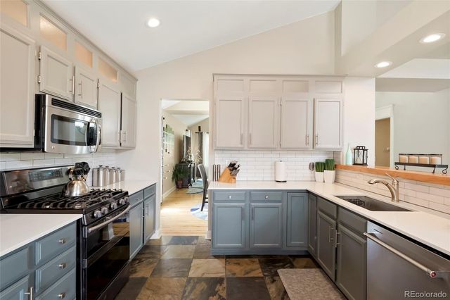 8107 W Morraine Drive, Littleton, CO 80128