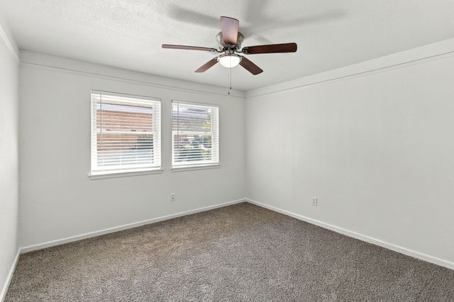 4308 Wedgmont Circle S, Fort Worth, TX 76133