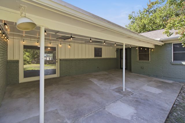 4308 Wedgmont Circle S, Fort Worth, TX 76133