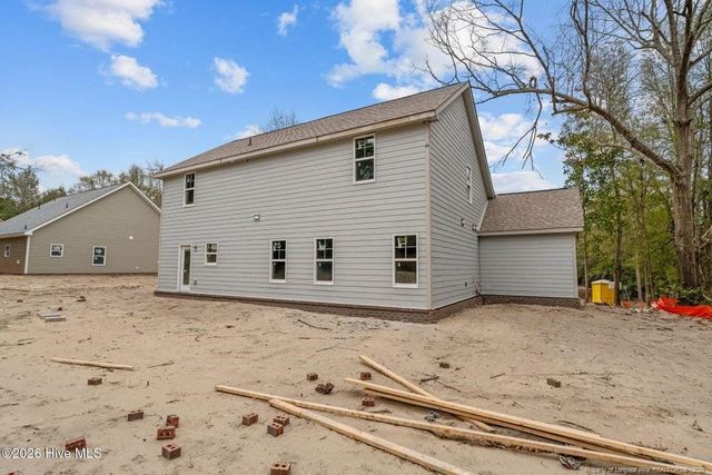 205 Telluride Court, Aberdeen, NC 28315