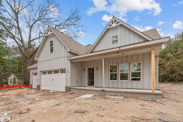 205 Telluride Court, Aberdeen, NC 28315