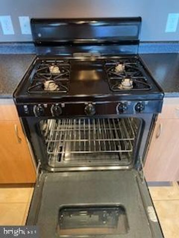 13501 DERRY GLEN CT #402, Germantown, MD 20874