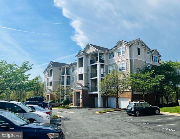 13501 DERRY GLEN CT #402, Germantown, MD 20874