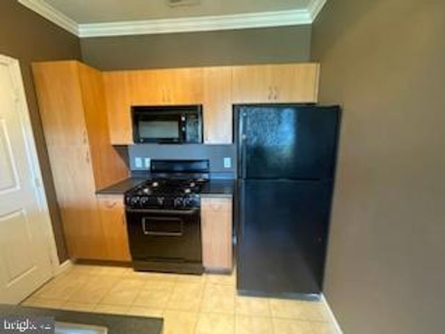 13501 DERRY GLEN CT #402, Germantown, MD 20874