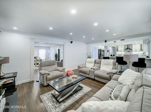 55 School Road E, Marlboro, NJ 07746