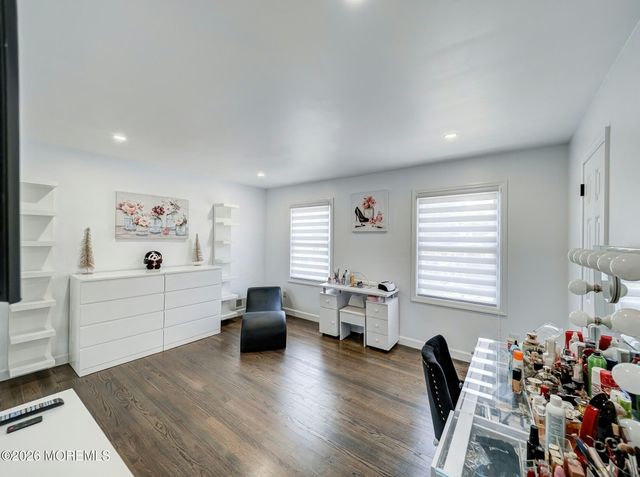 55 School Road E, Marlboro, NJ 07746