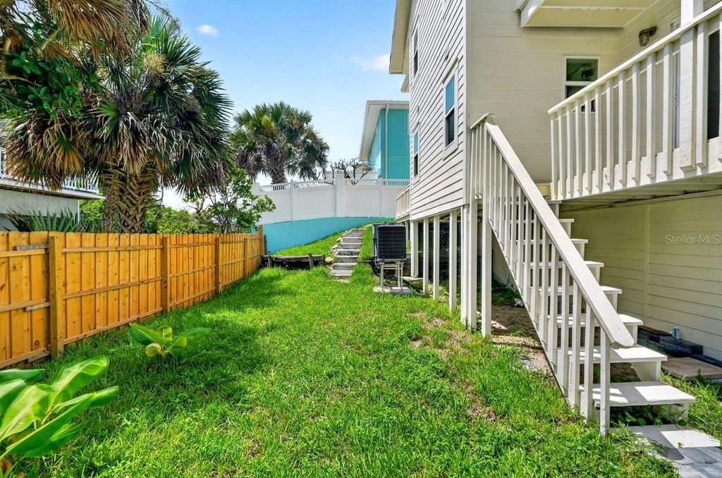 Image 76 of property listing at 6118 S ATLANTIC AVENUE, New Smyrna Beach, FL 32169