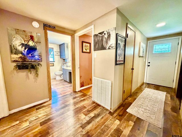 412 Selkirk Street, Grapeland, TX 75844