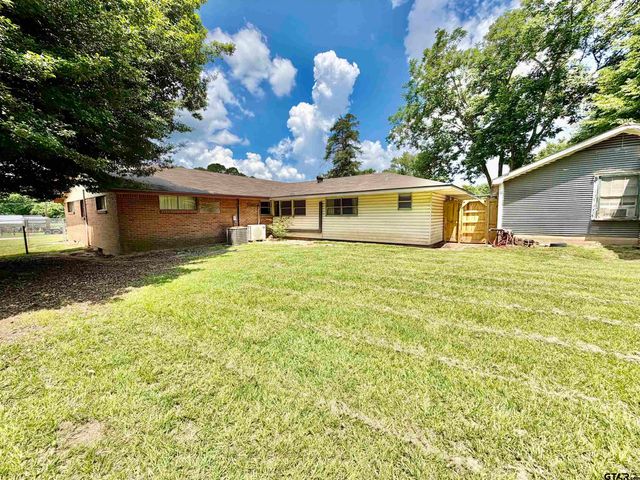 412 Selkirk Street, Grapeland, TX 75844