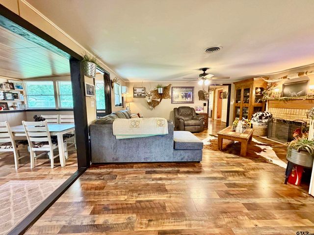 412 Selkirk Street, Grapeland, TX 75844