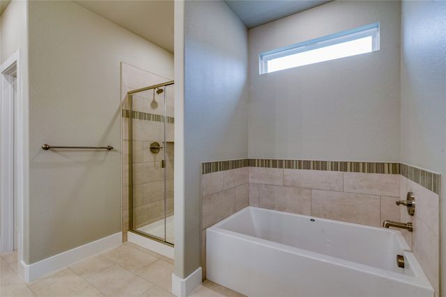 602 Kyle Drive, Tioga, TX 76271