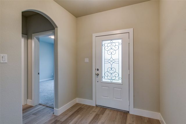 602 Kyle Drive, Tioga, TX 76271