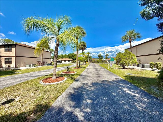 4022 BEAVER LANE 1000H, Port Charlotte, FL 33952