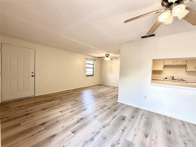 4022 BEAVER LANE 1000H, Port Charlotte, FL 33952