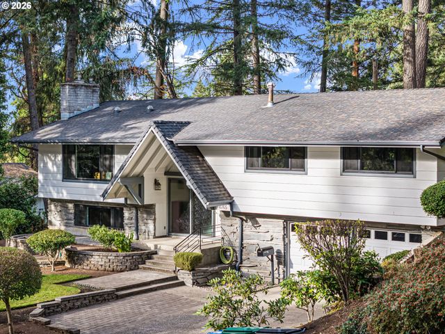 4765 BROOKWOOD St, Eugene, OR 97401