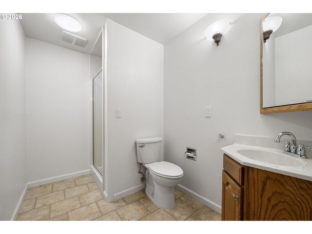 4765 BROOKWOOD St, Eugene, OR 97401
