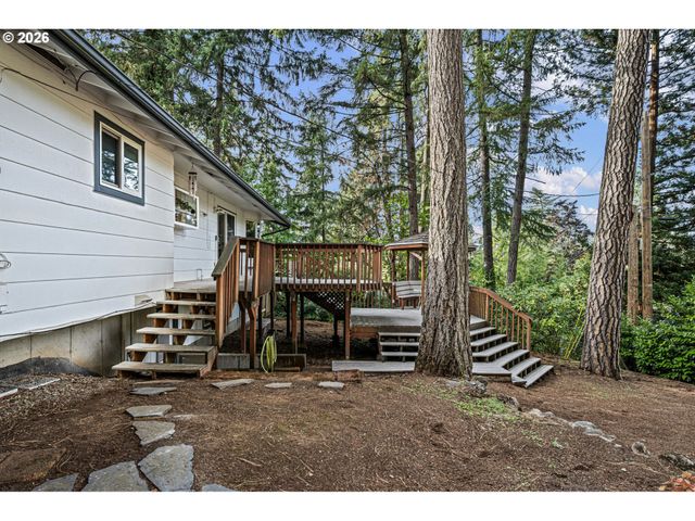 4765 BROOKWOOD St, Eugene, OR 97401
