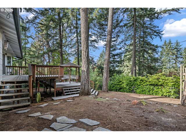 4765 BROOKWOOD St, Eugene, OR 97401