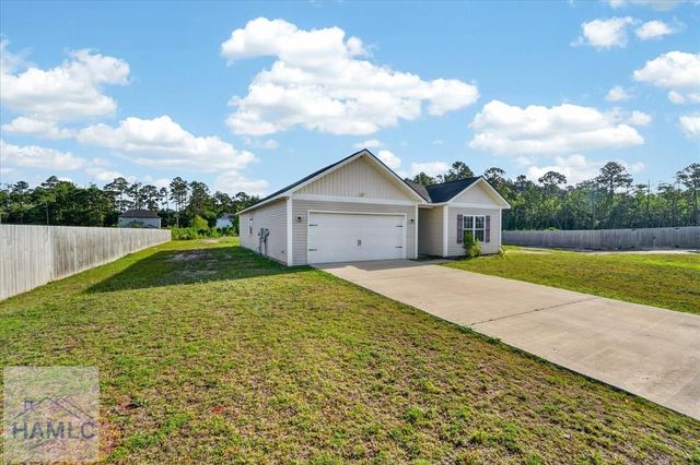 77 Firefly Trace, Ludowici, GA 31316