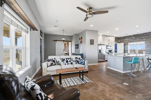 11252 S 4110 Road, Oologah, OK 74053