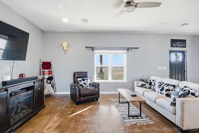 11252 S 4110 Road, Oologah, OK 74053