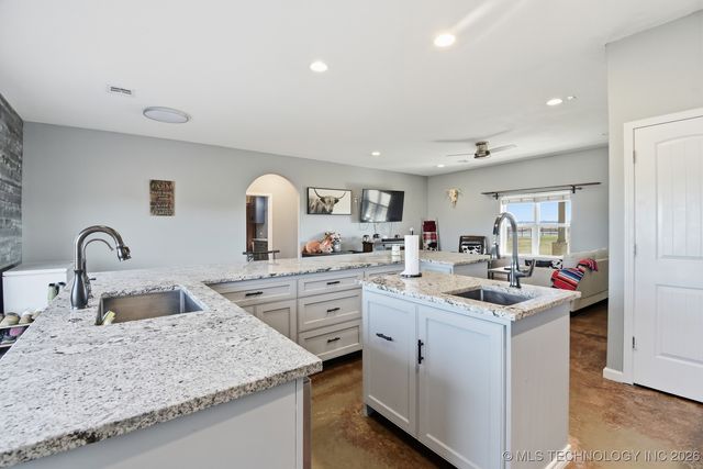 11252 S 4110 Road, Oologah, OK 74053