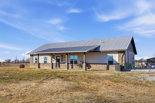 11252 S 4110 Road, Oologah, OK 74053