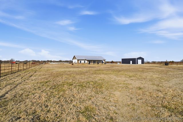 11252 S 4110 Road, Oologah, OK 74053