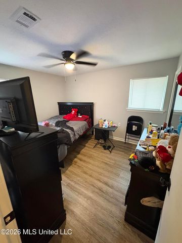 1747 Shady Lane Drive, Jackson, MS 39204