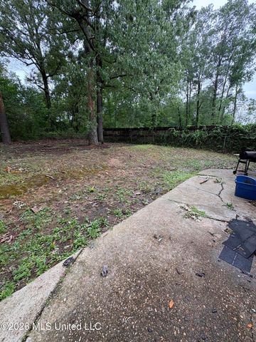 1747 Shady Lane Drive, Jackson, MS 39204