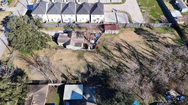 40 Dipping Lane, Houston, TX 77076