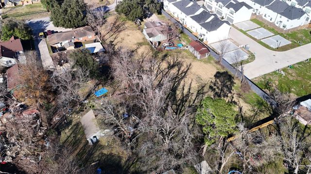 40 Dipping Lane, Houston, TX 77076