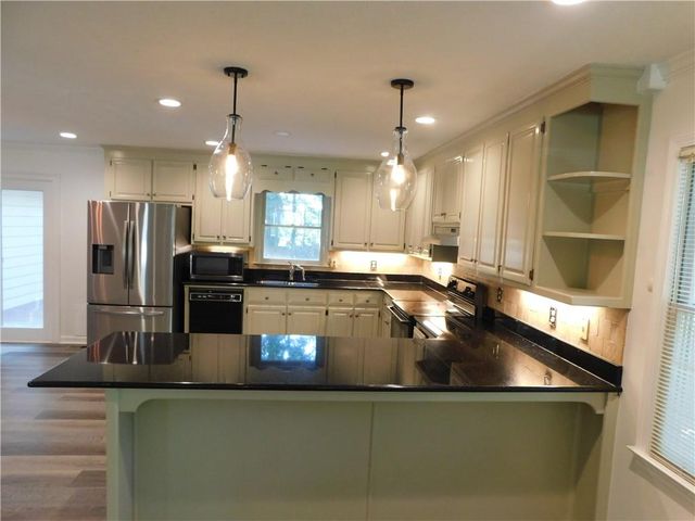 2460 Hinton Road, Dacula, GA 30019
