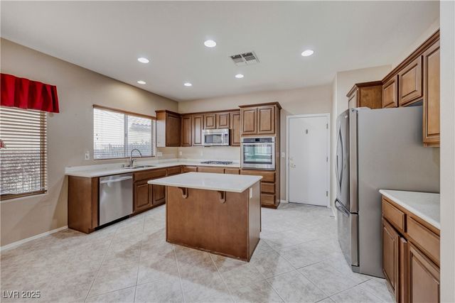 2585 Forest City Drive, Henderson, NV 89052