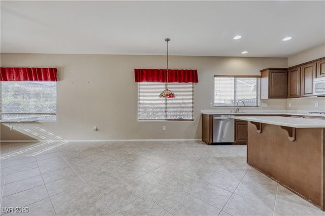 2585 Forest City Drive, Henderson, NV 89052
