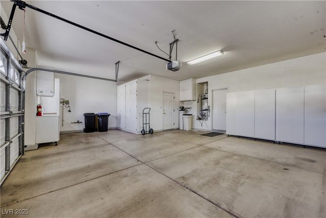 2585 Forest City Drive, Henderson, NV 89052