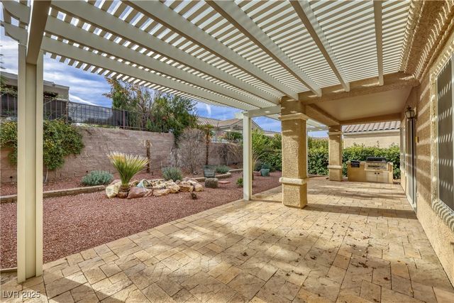 2585 Forest City Drive, Henderson, NV 89052