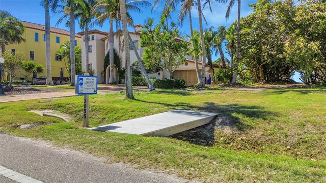 595 TRITON BEND, Longboat Key, FL 34228