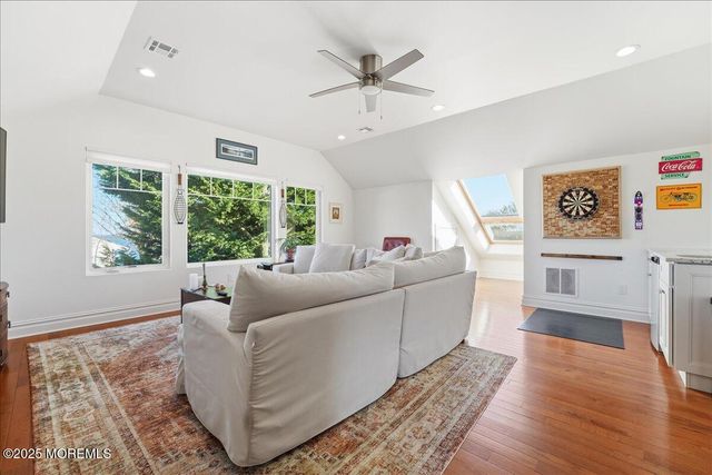 26 Ralph Street, Highlands, NJ 07732