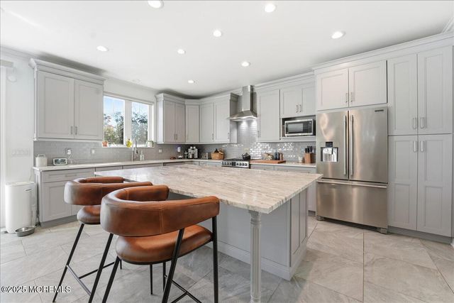 26 Ralph Street, Highlands, NJ 07732