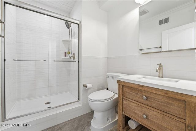 26 Ralph Street, Highlands, NJ 07732