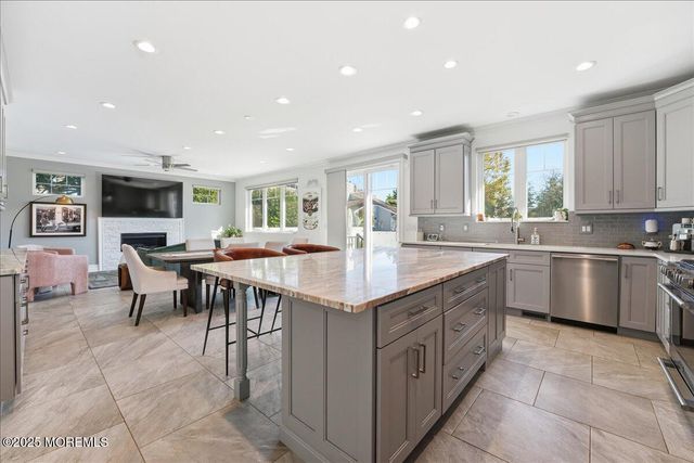 26 Ralph Street, Highlands, NJ 07732