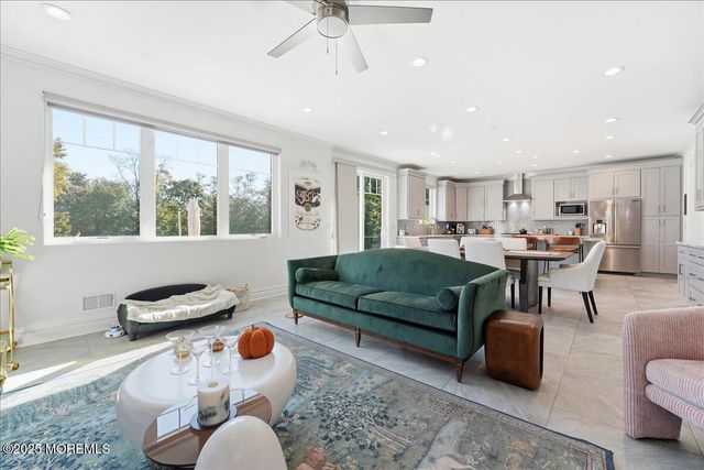 26 Ralph Street, Highlands, NJ 07732