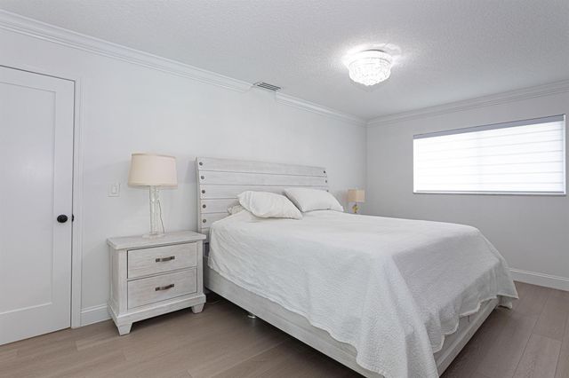 2013 Ardley Road, North Palm Beach, FL 33408